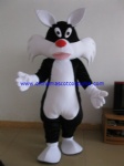 Sylvester the Cat in Loony Tunes mascot costume